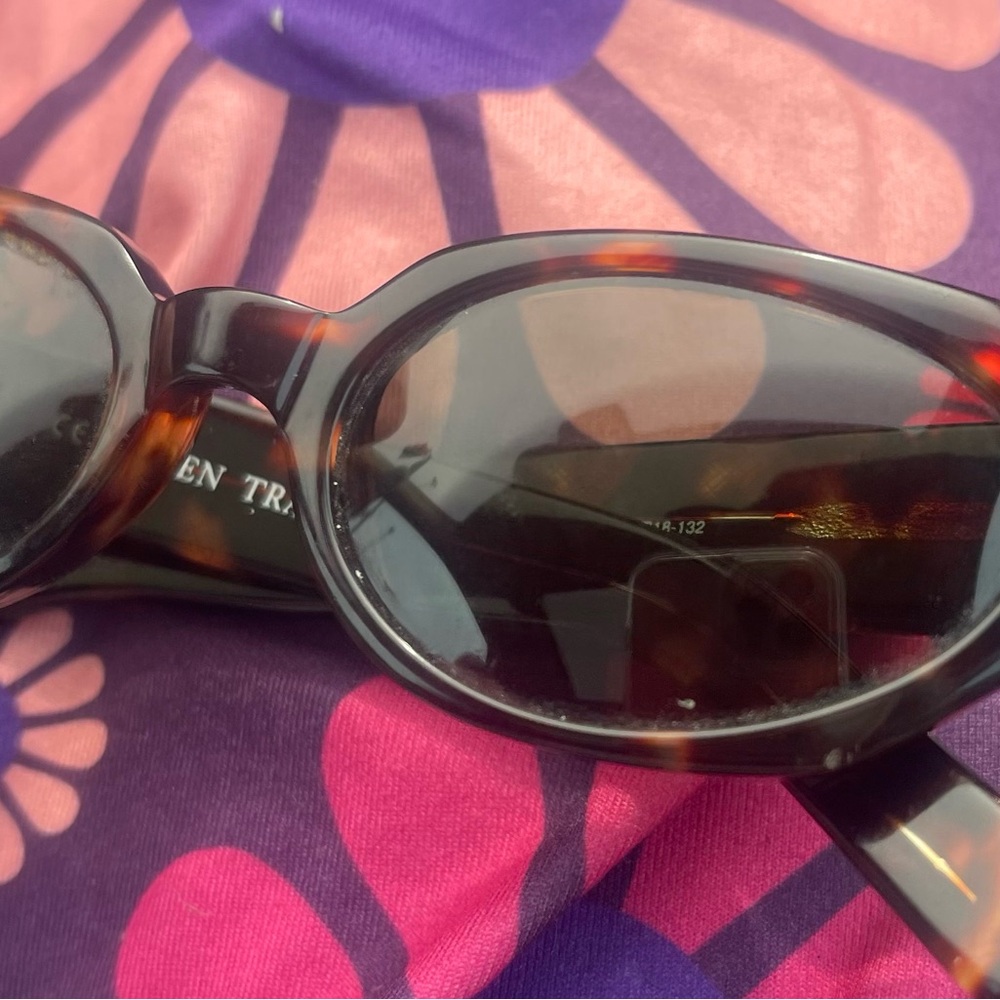 Ellen Tracy Tortoise Shell Sunglasses - image 2